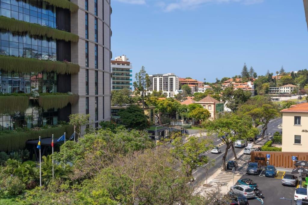 D.Henrique I Apartamento Frente Ao Savoy Palace Funchal  Esterno foto